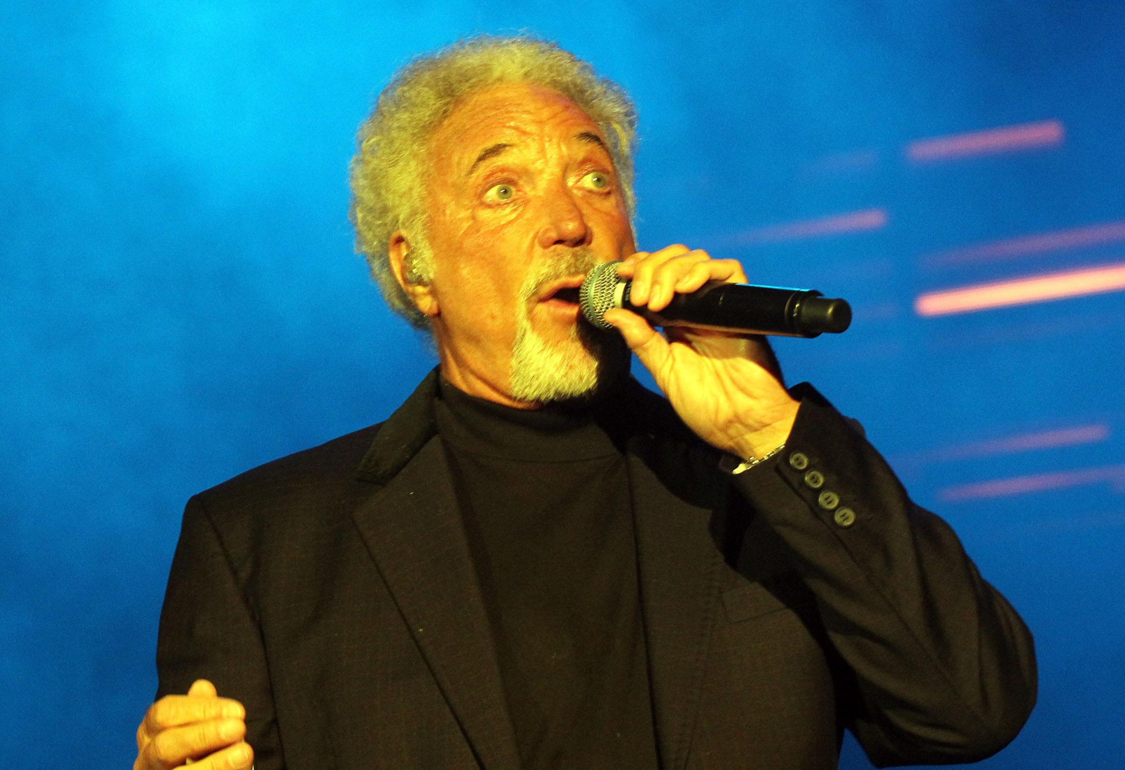 Том Джоунс идва в България, ще изнесе концерт на 19 юни в София