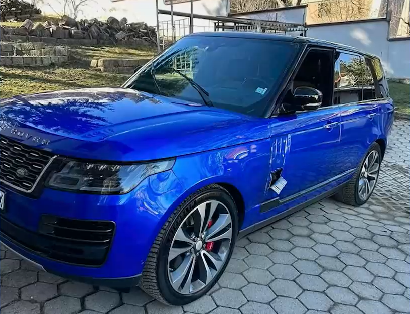 Нов вид кражба на коли: Режат врати на коли в столични квартали