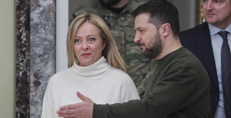 Влодимир Зеленски унижи Джорджа Мелони насред Киев