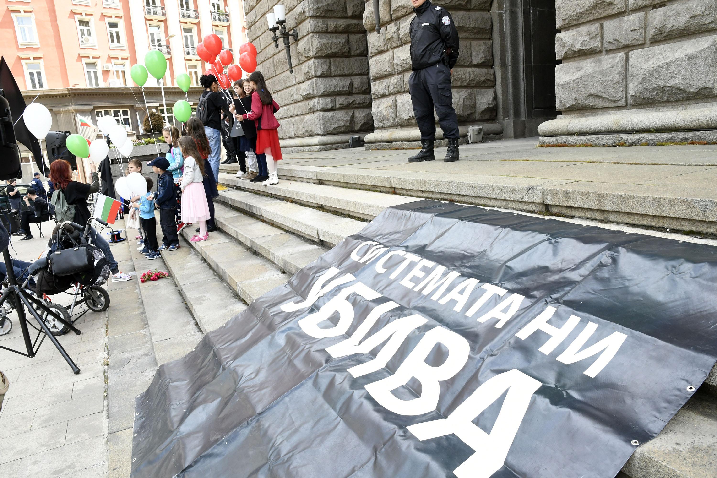 Майките от „Системата ни убива“ правят собствена партия