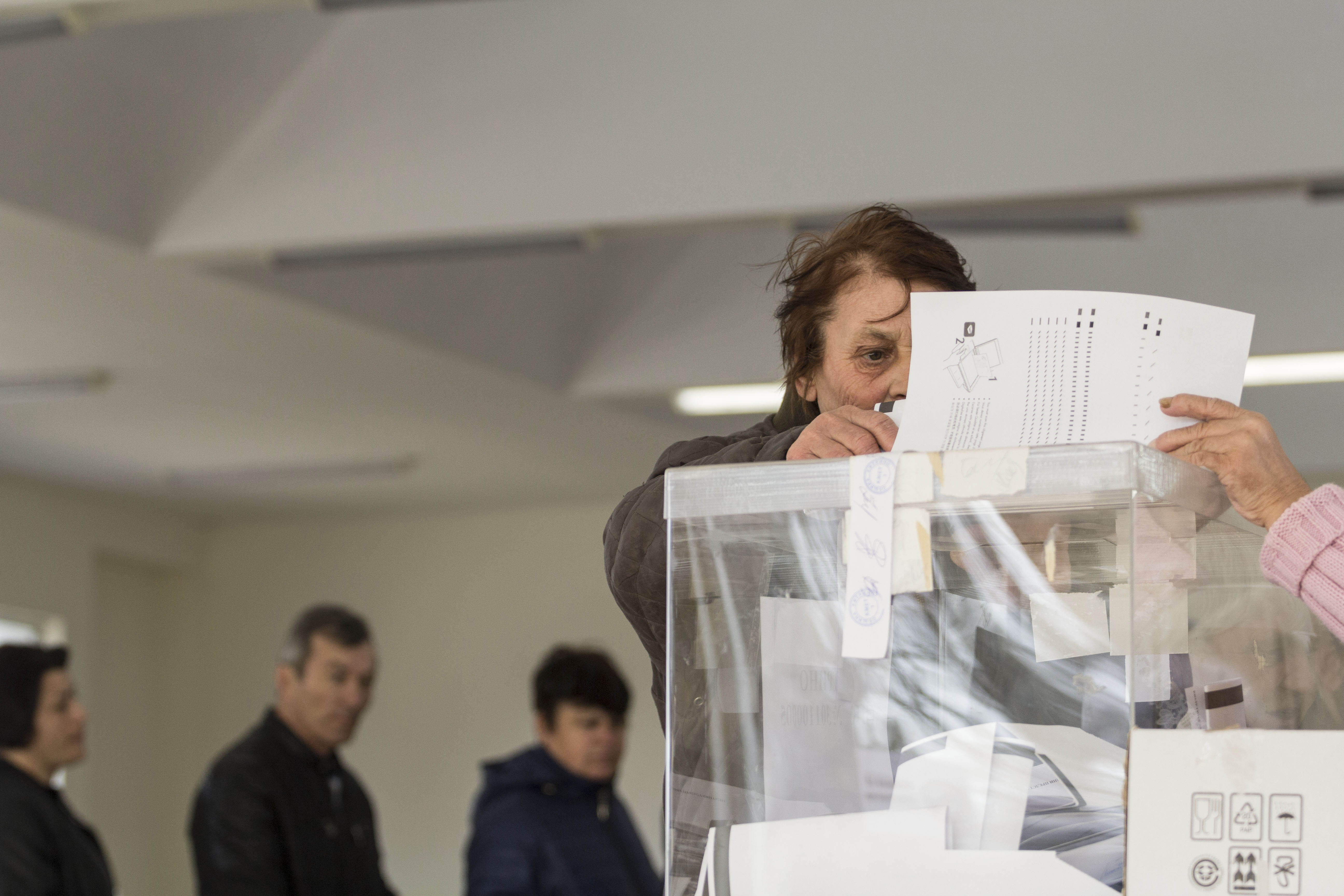 Разделно отчитат бюлетините на вота (обзор)