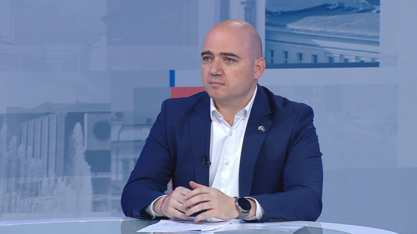 Илин Димитров: 27% повече са туристите в зимните ни курорти от миналата година