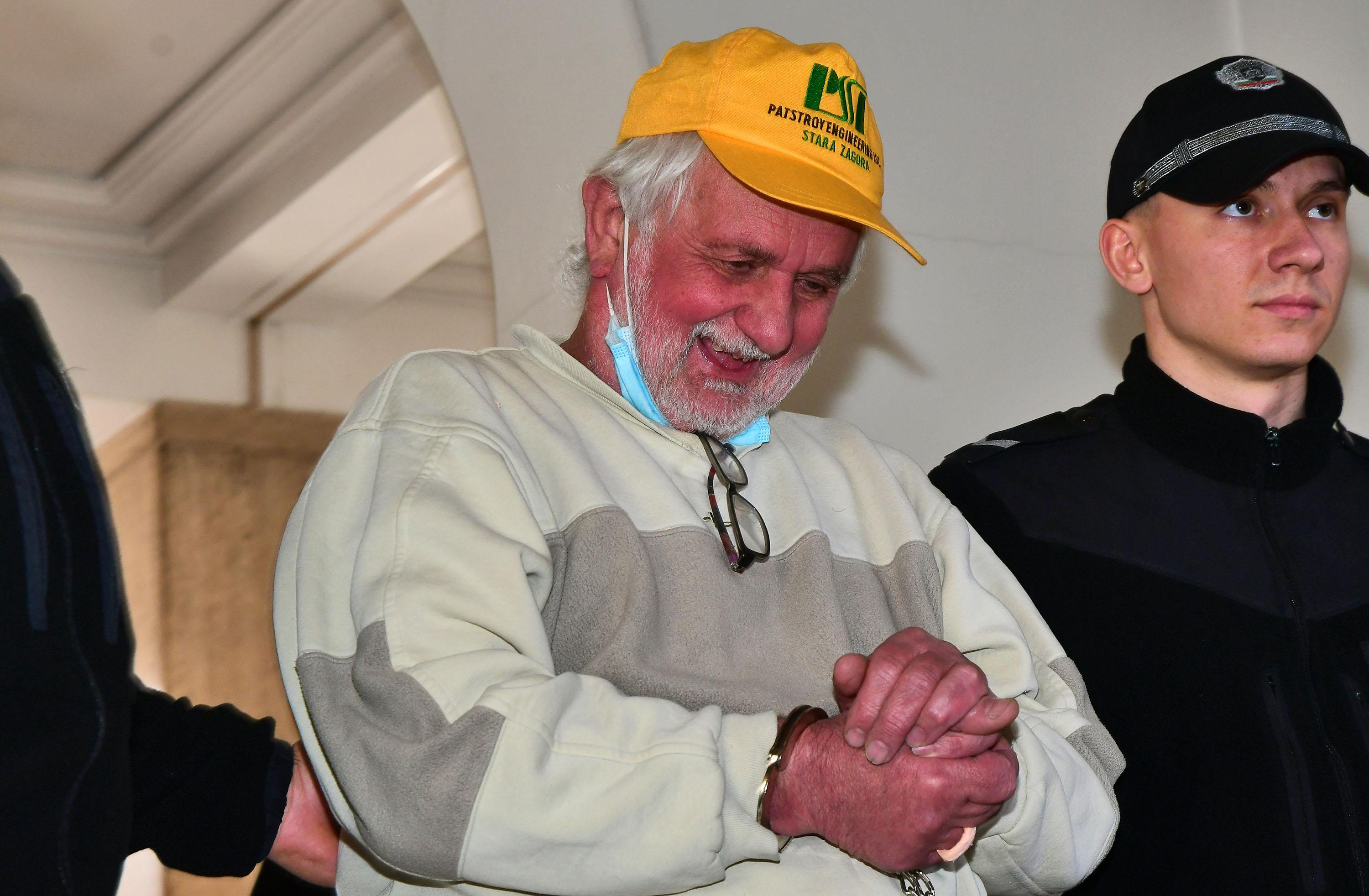 Владимир Дилков, обвинен че е намушкал медицинска сестра в София, остава в ареста