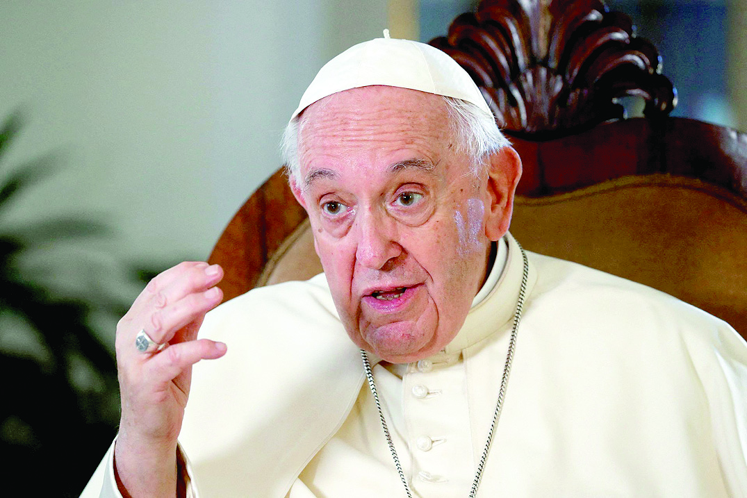 Папа Франциск: Войната в Украйна е движена от интересите на няколко "империи"