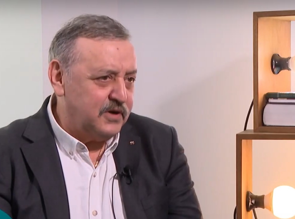 Проф. Кантарджиев: Имаме сериозно намаляване на случаите на грип и ковид