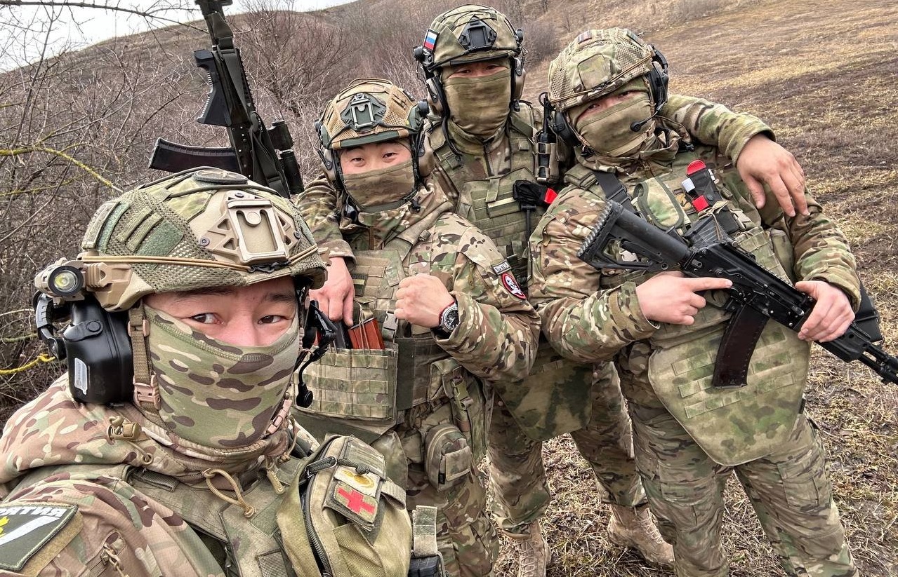 Британското разузнаване: Москва предпазва елита от последиците от войната и използва малцинствата