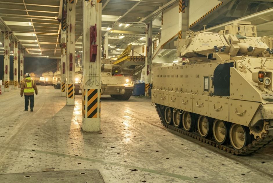 МС не е обсъждал нов договор между България и Украйна за предоставяне на военна помощ