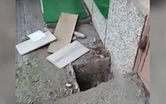 Двегодишно дете падна в необезопасена шахта
