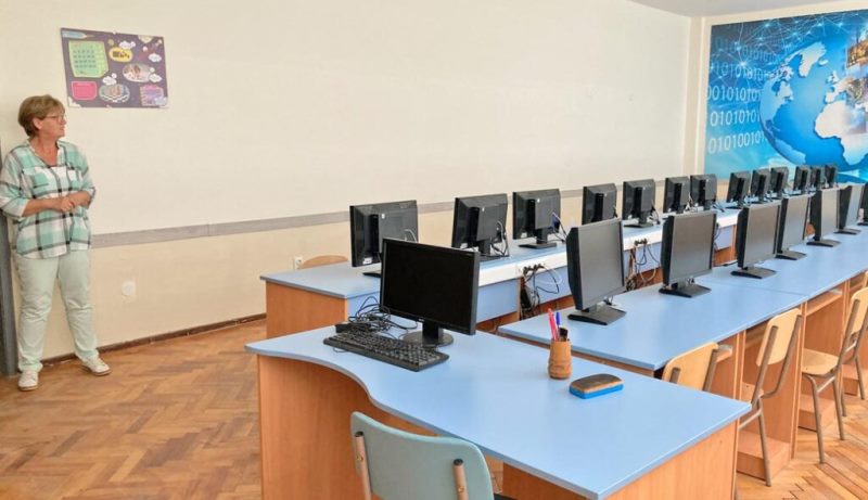 522 места ще има в училищата с национално значение