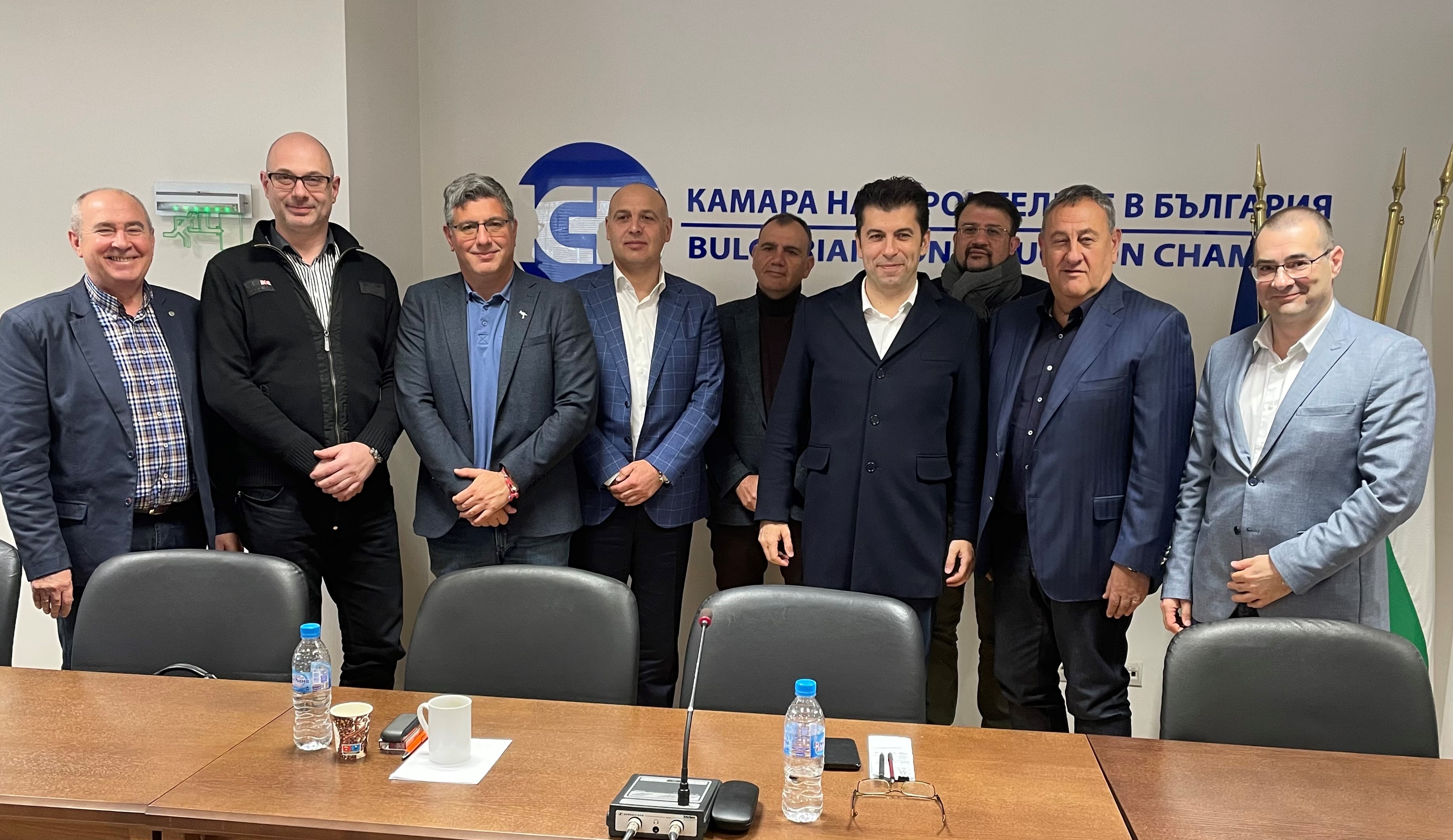 КСБ проведе среща с „Продължаваме промяната“
