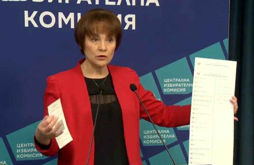 Росица Матева, ЦИК: Ще се използват досегашните паравани за гласуване, като бъдат махнати перденцата
