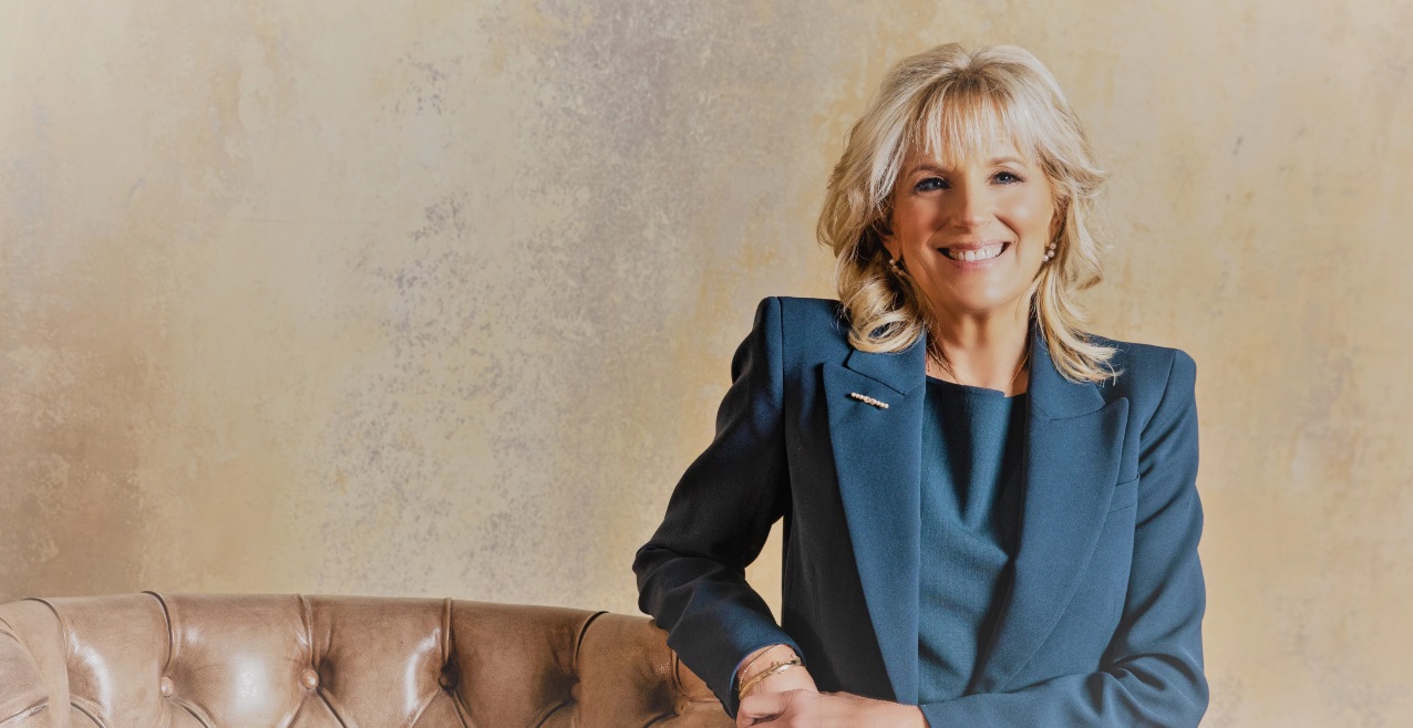 Съпругата на Джо Байдън ще представлява САЩ на коронацията на Чарлз Трети