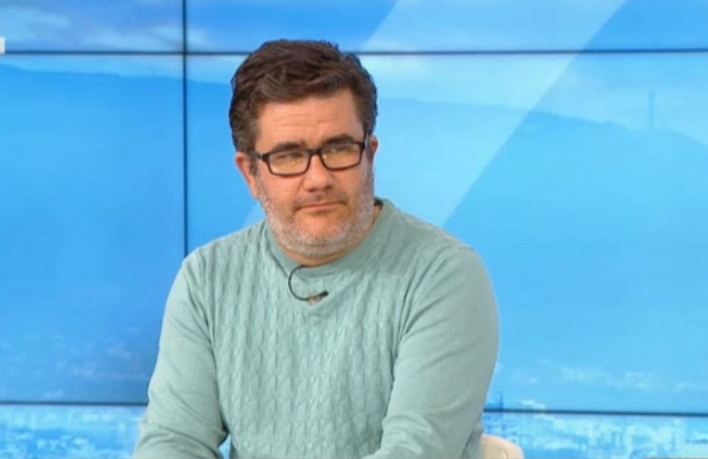 Училищен директор за бомбените сигнали: Искат да правим огледи преди пристигането на полицаите