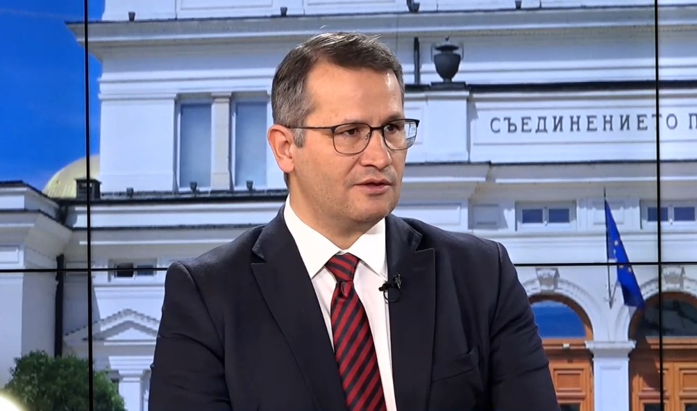 Иван Христанов: Има известни съмнения относно здравината на коалицията ПП-ДБ