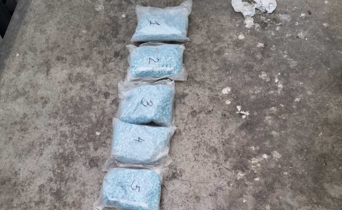 Откриха 7.6 кг екстази в шофьорска кабина на камион на "Капитан Андреево"