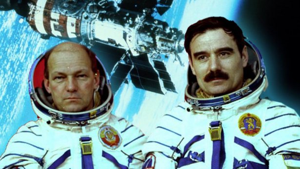 Навършват се 44 години от първия полет на българин в Космоса