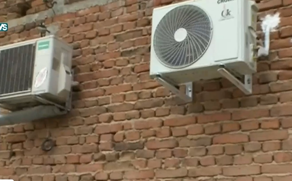 Жители на наводнените карловски села още чакат държавата да им плати тока