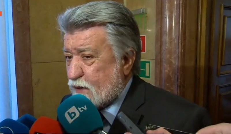 Вежди Рашидов: Политиката е низ от компромиси