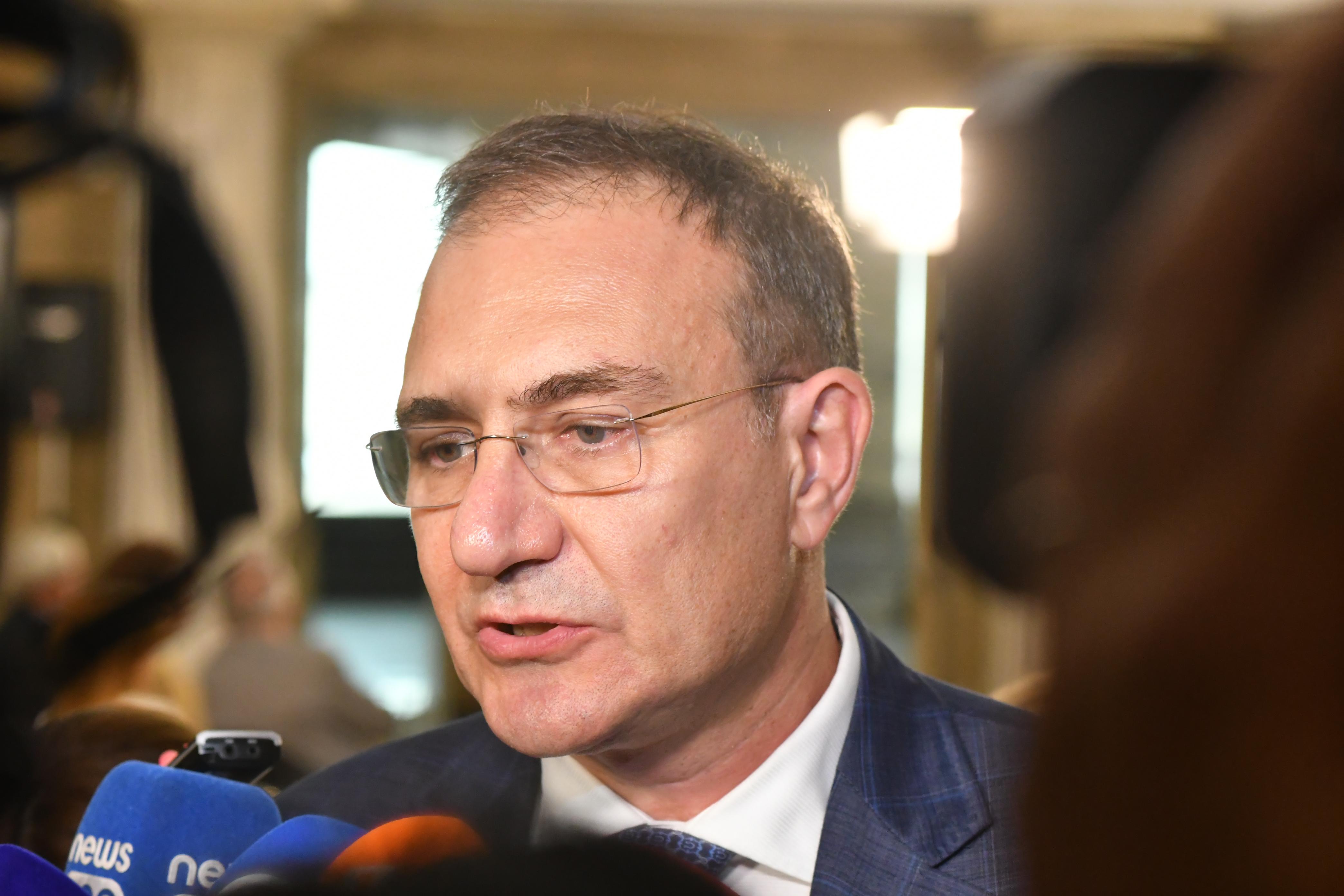 Борислав Гуцанов: БСП ще гласува с „въздържал се“ при избора за председател на НС