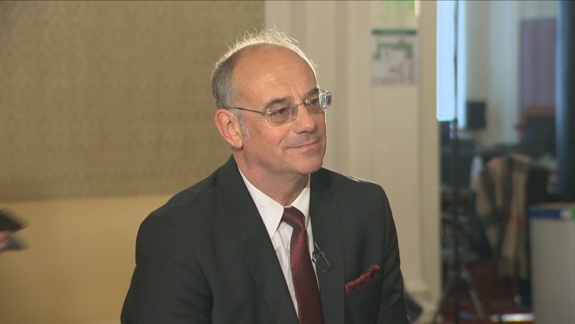 Атанас Семов: До колапса на парламентаризма в България остава малко, ако политиците не проявят мъдрост