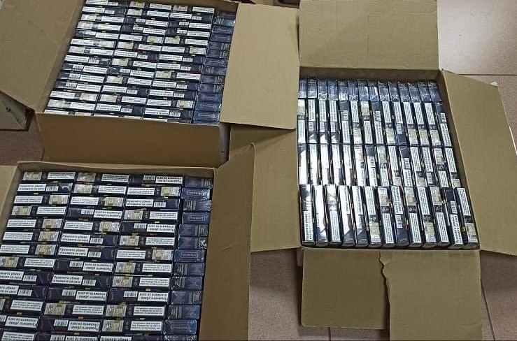 Откриха цигари в консерви с кучешка храна на "Калотина"