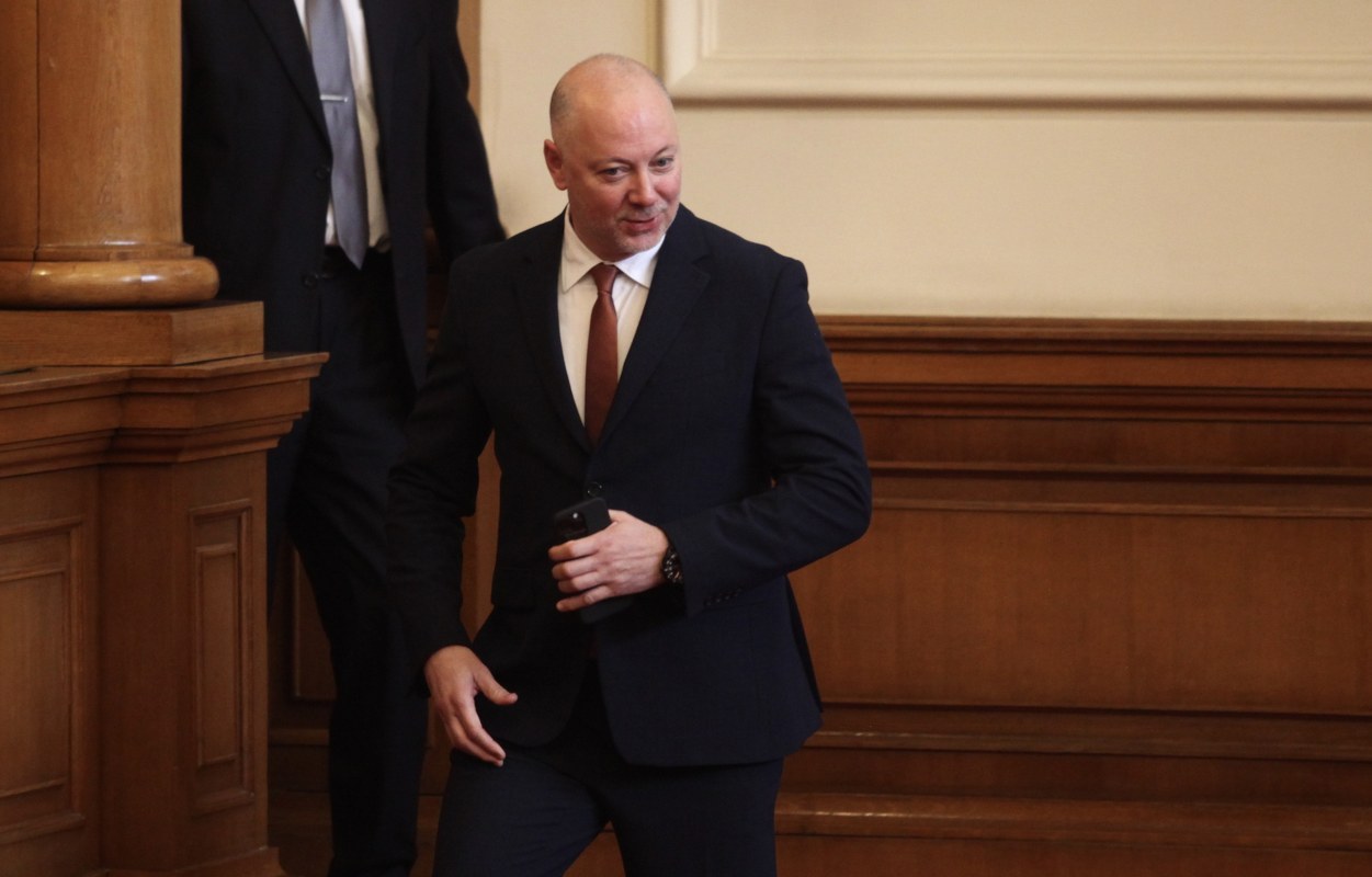 Росен Желязков беше избран за председател на 49-ото НС