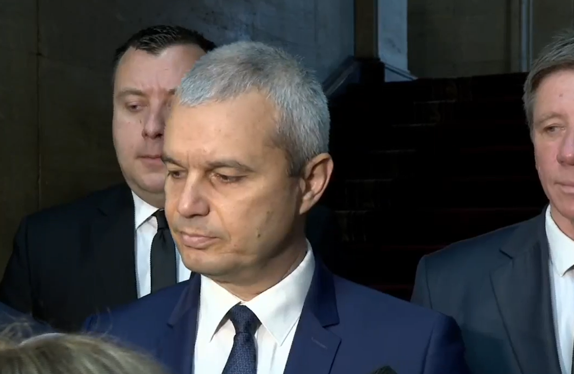 Костадинов: "Възраждане" е готова да говори с всеки, но нещата, които предлага, не срещат разбиране (ВИДЕО)