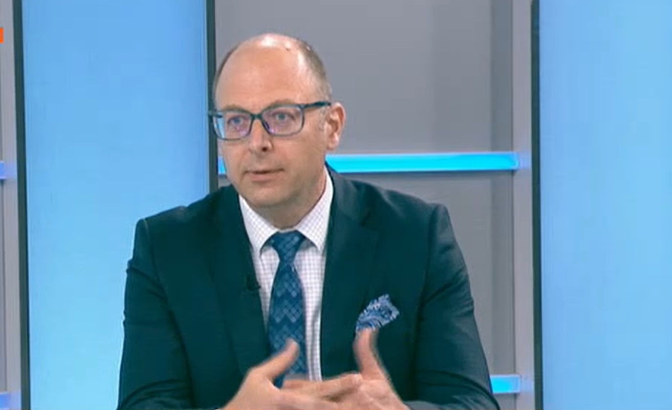 Йордан Божилов: Войната в Украйна е геостратегически разлом, важна е позицията на всяка държава
