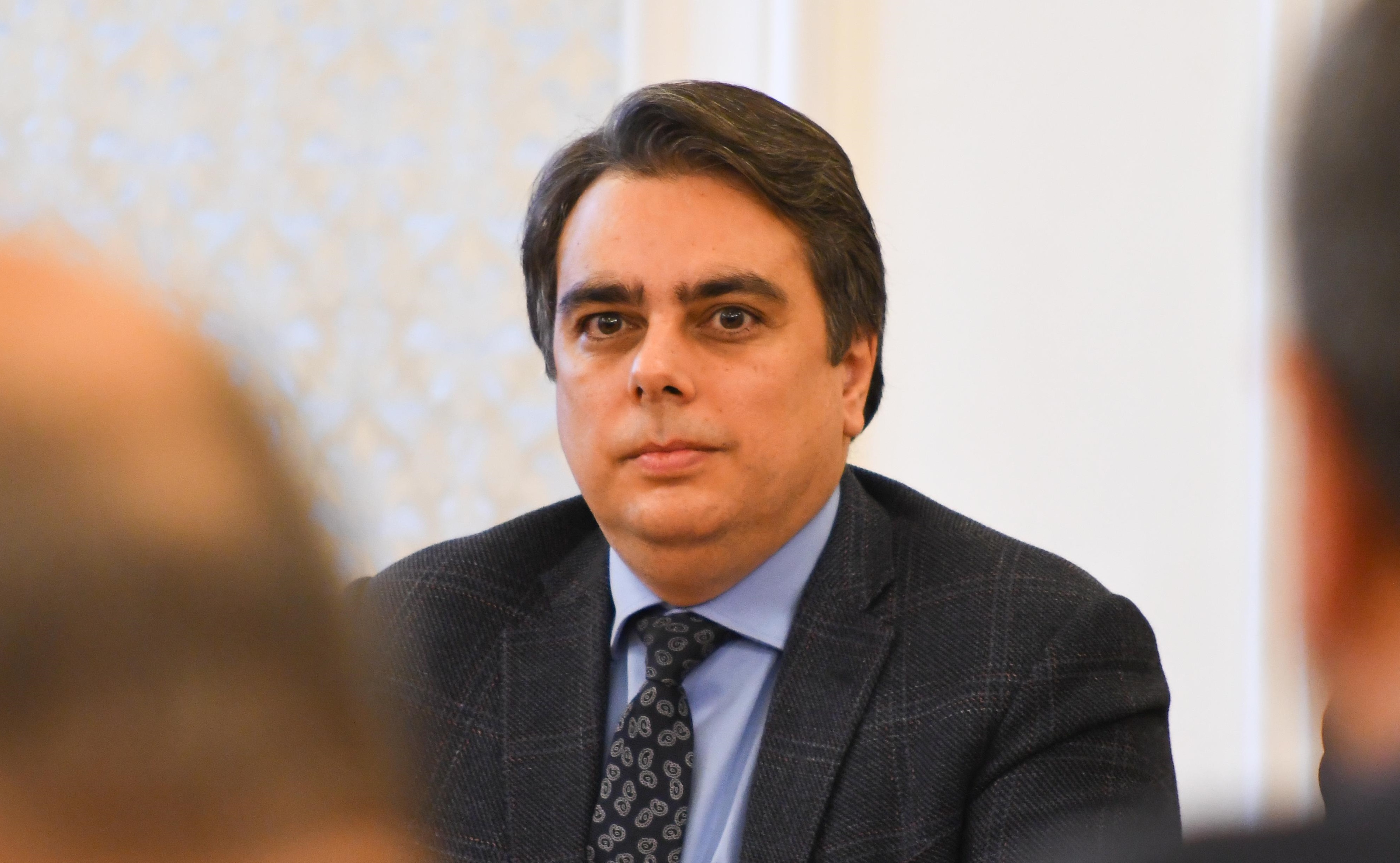 Василев: Поправянето на две грешки в бюджета ще свали дефицита на 3,6%