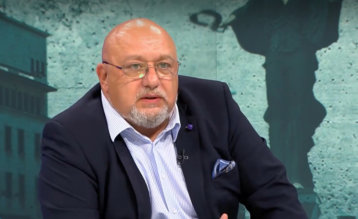 Кралев: Ако продължават да доминират личните интереси над общия, няма да имаме успех с опитите за кабинет