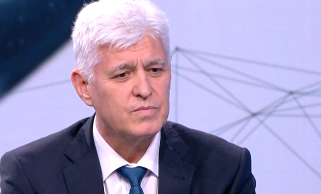 Стоянов: За днешното състояние на армията да се срамуват онези политици, които ни внушаваха, че друг ще ни пази