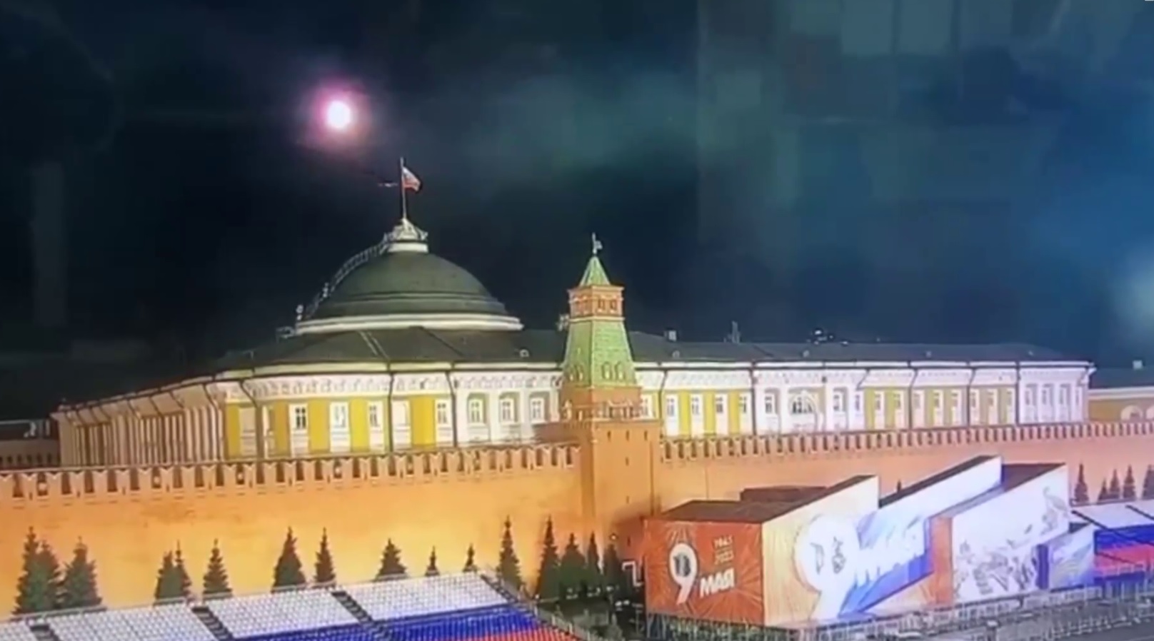 Русия обвини САЩ, че стоят зад атаката с дронове срещу Кремъл, Белият дом отрече
