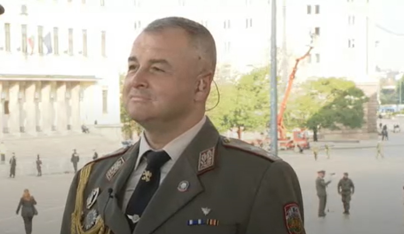 Командващият парада генерал-майор Деян Дешков: Целият личен състав, който участва, е изключително мотивиран
