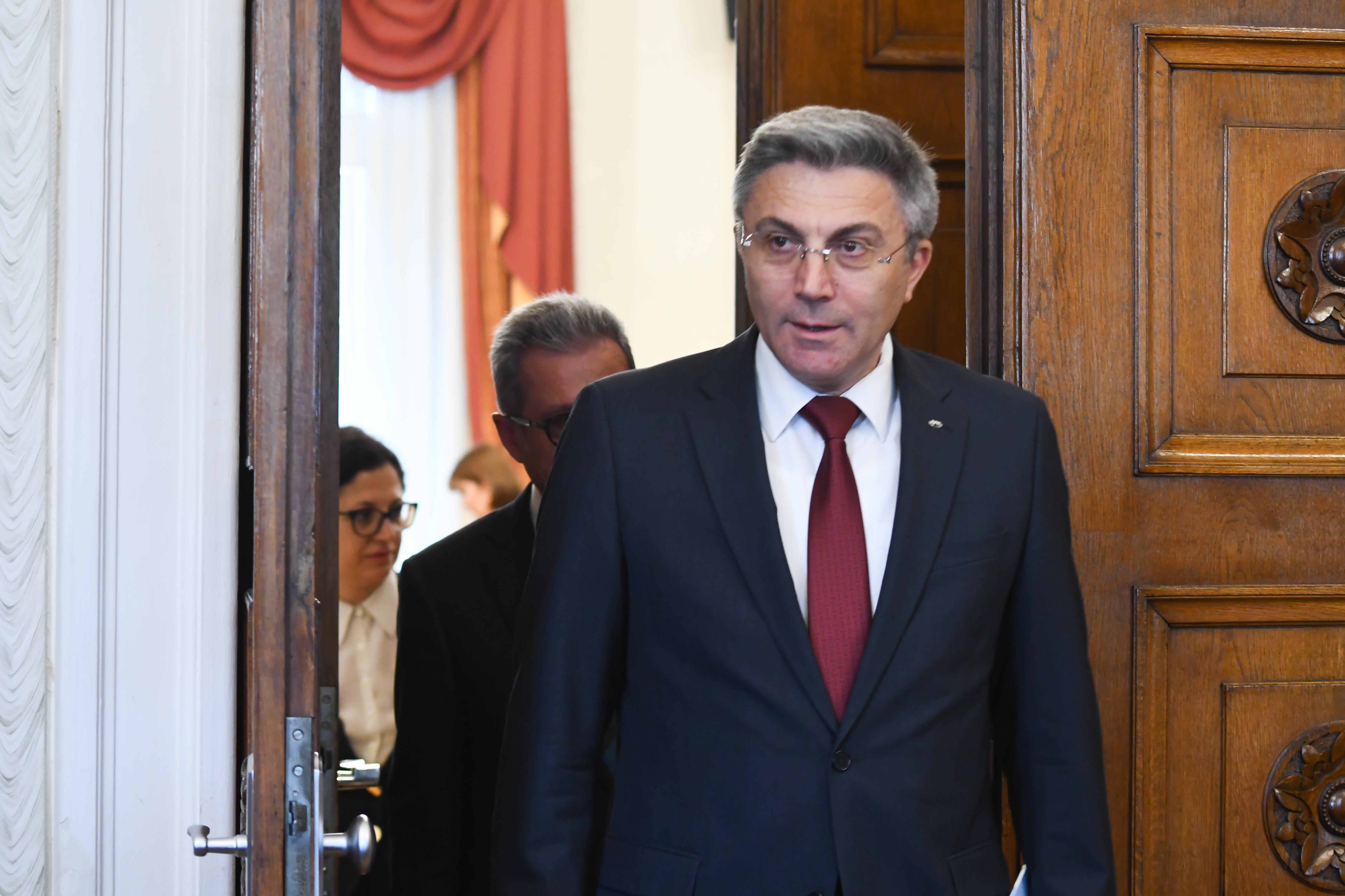 Карадайъ: Това е правилният подход, очакваме да получим покана от ГЕРБ