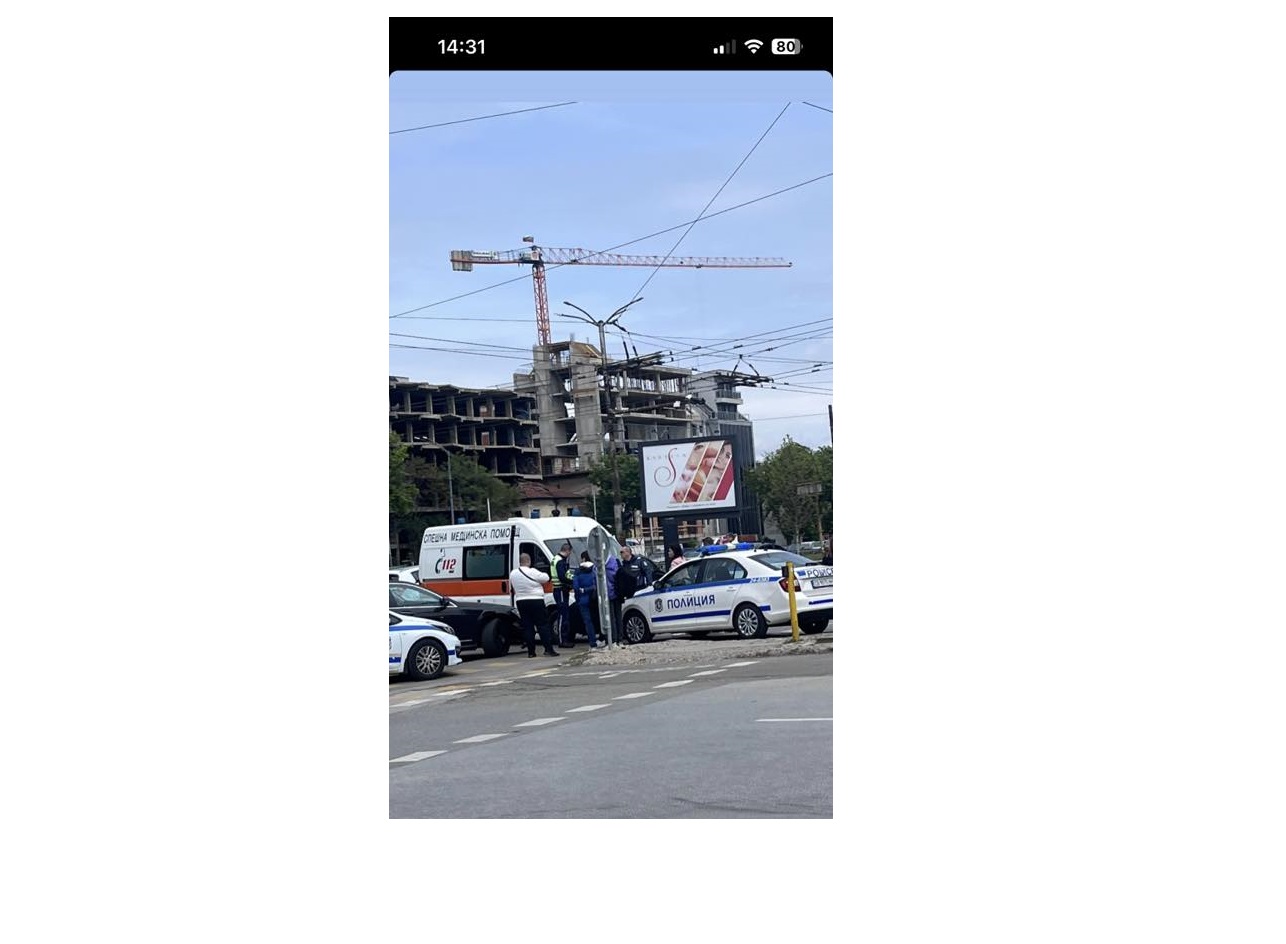 Нов инцидент на бул. "Сливница": Кола блъсна колоездачка