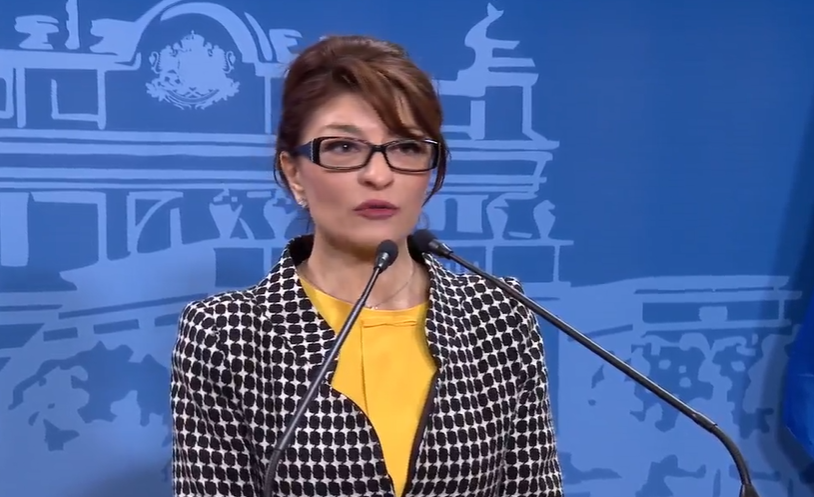 Десислава Атанасова: Джентълменското споразумение не е изчерпано