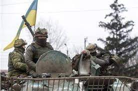 Двама ранени при украински удар по населено място в Курска област