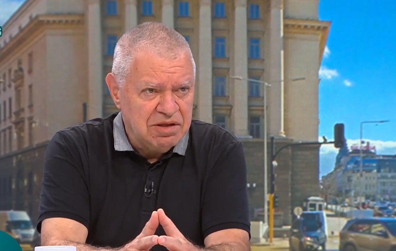 Проф. Константинов: Денков ще предложи нов кабинет с министри и на ГЕРБ