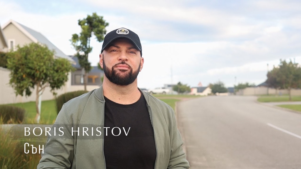 Борис Христов от "Гласът на България" с първо парче на български език „Сън“ (ВИДЕО)