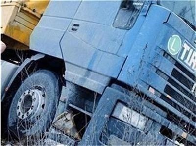 ТИР се обърна на Прохода на Републиката