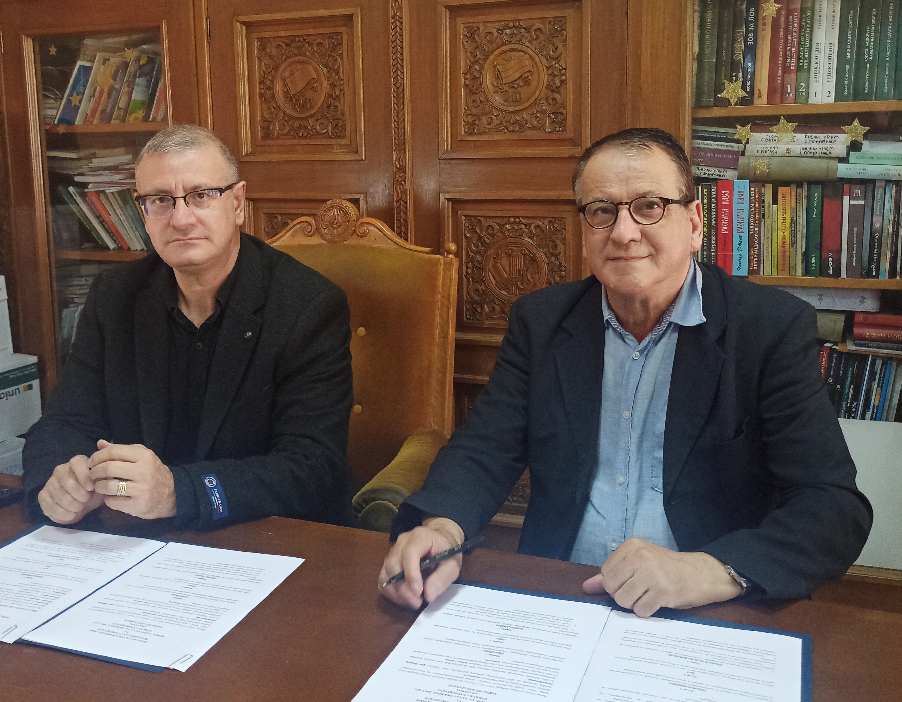 Писатели от Турция гостуваха на СБП
