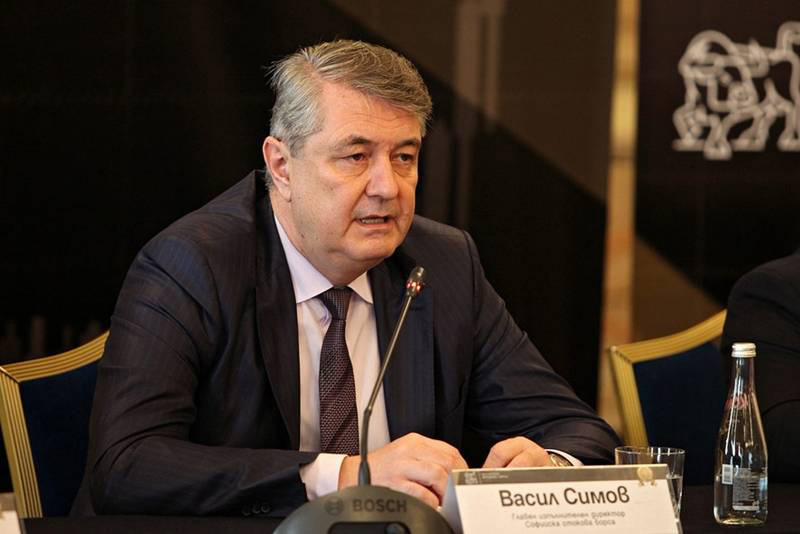 Васил Симов: За едногодишен период цената на пшеницата на едро поевтинява