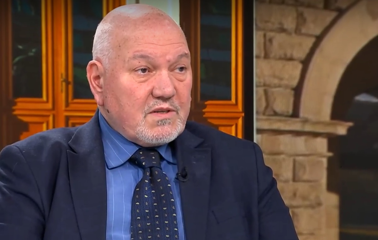 Александър Маринов за записите: Шокиращо е, че една партия съзнателно се готви да наруши законите