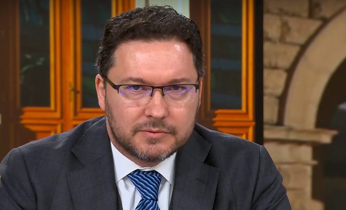 Даниел Митов: Експертен състав на правителство между първите две коалиции е единствен вариант за редовна власт