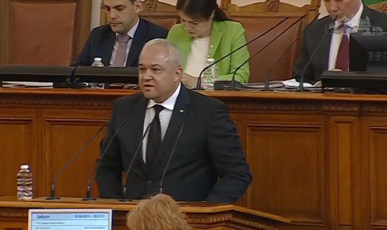 Демерджиев: Има дублирани регистрации на украински бежанци в хотелите