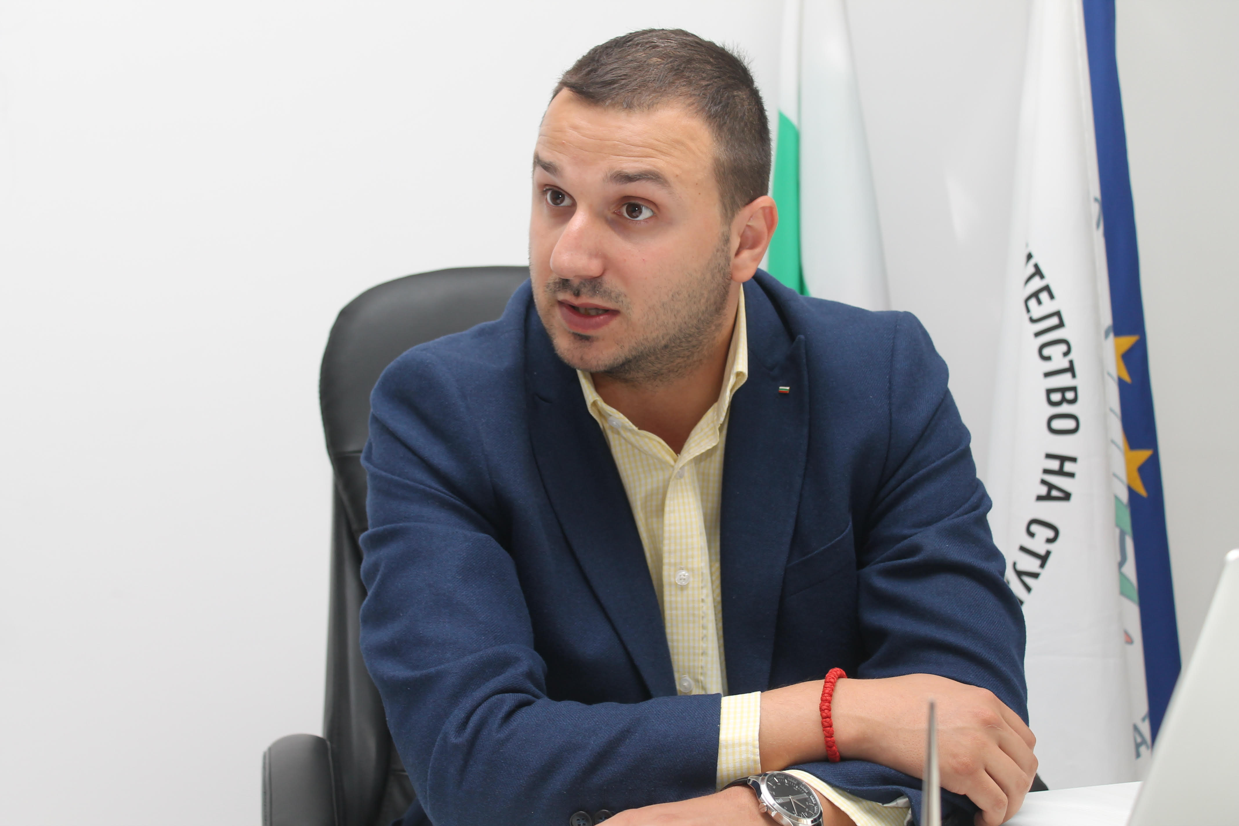 Даниел Парушев, председател на Националното представителство на студентските съвети, пред „Труд news“: Университети набират студенти вече и през ТикТок