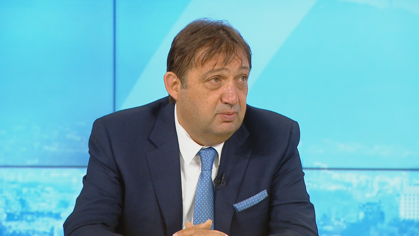 Шишков: С 4 милиарда лева за три години е планирано пътното поддържане