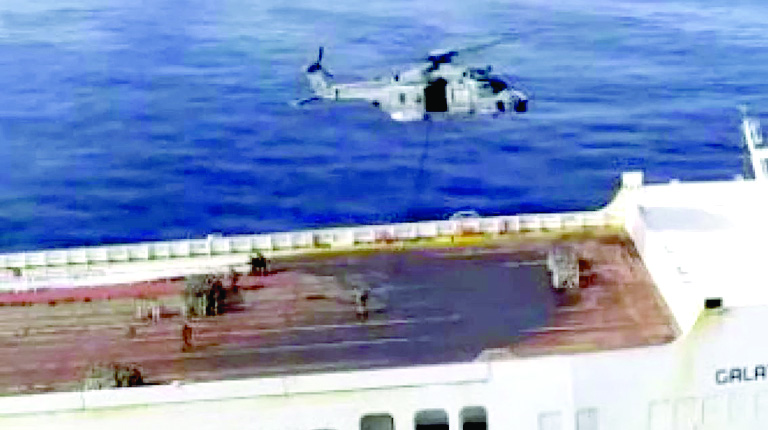 Мигранти направиха за смях военния министър на Италия