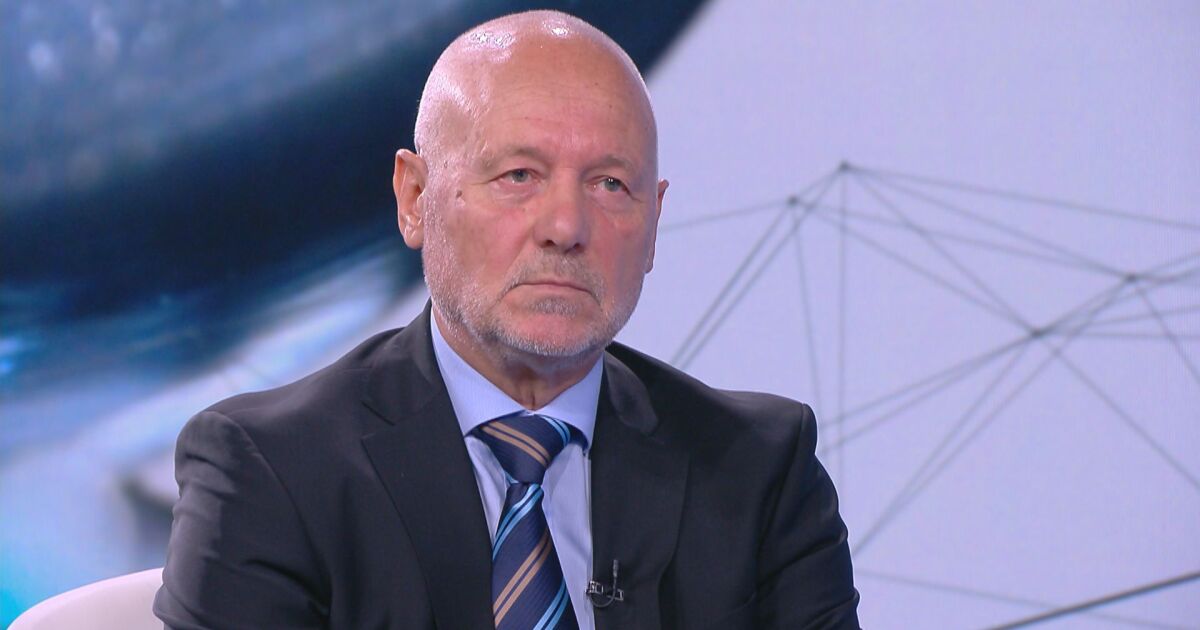 Тагарев: Няма да изпращаме наши военни в Украйна