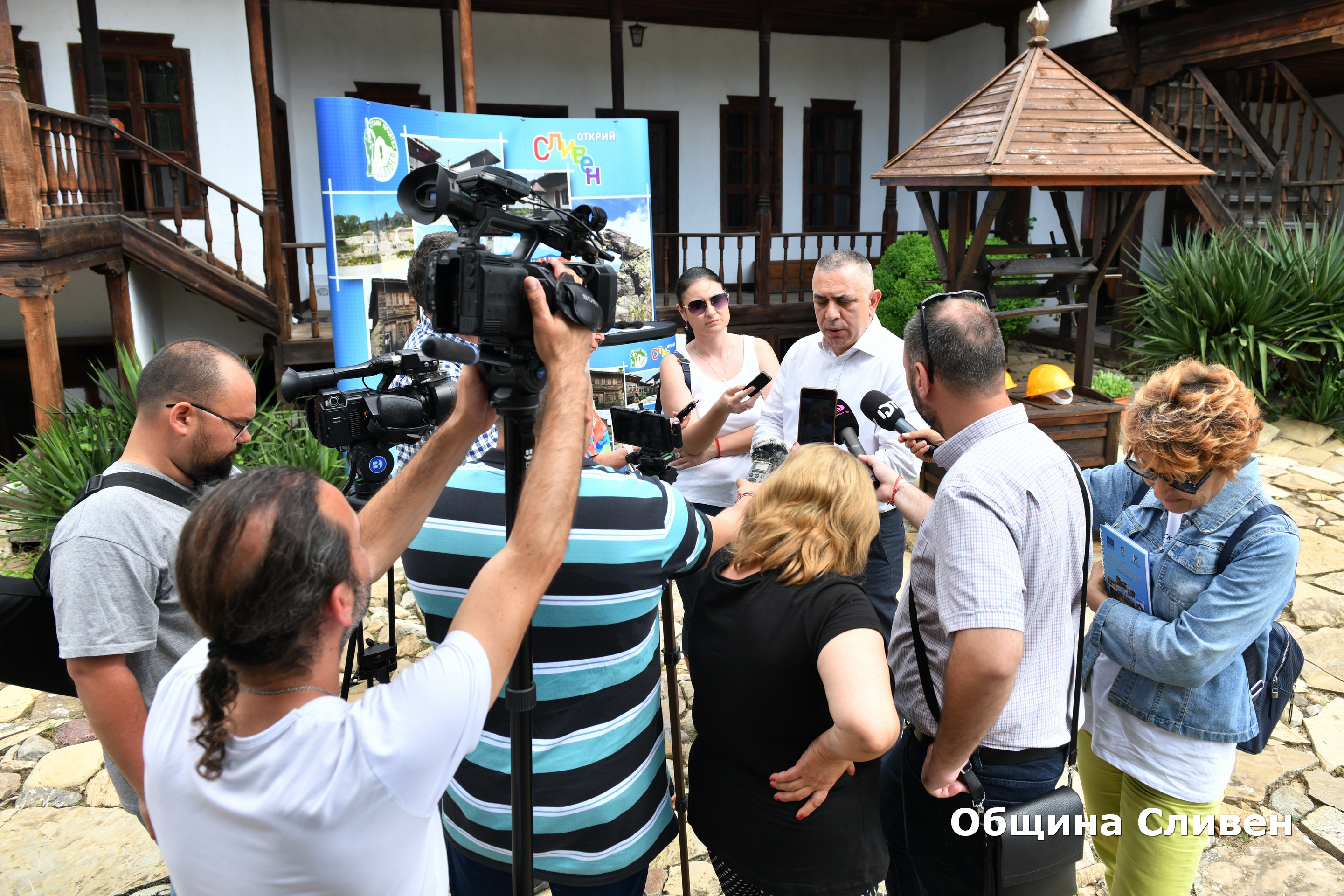 Кметът на Сливен: Гражданите са клиенти, а не длъжници на „В и К“, които трябва да молят за качествена услуга